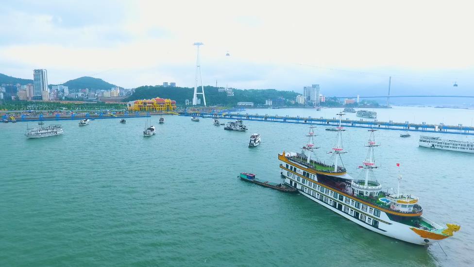 ha long port