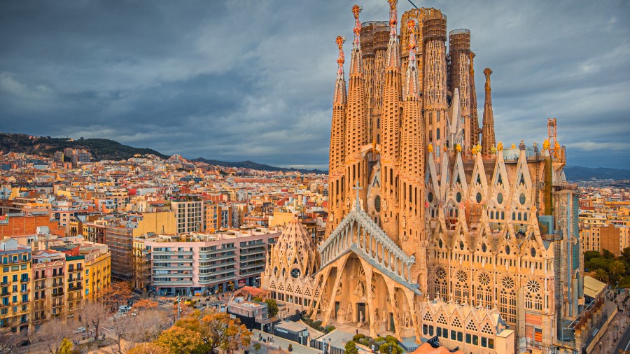 Sagrada Familia: Barcelona, Spain
